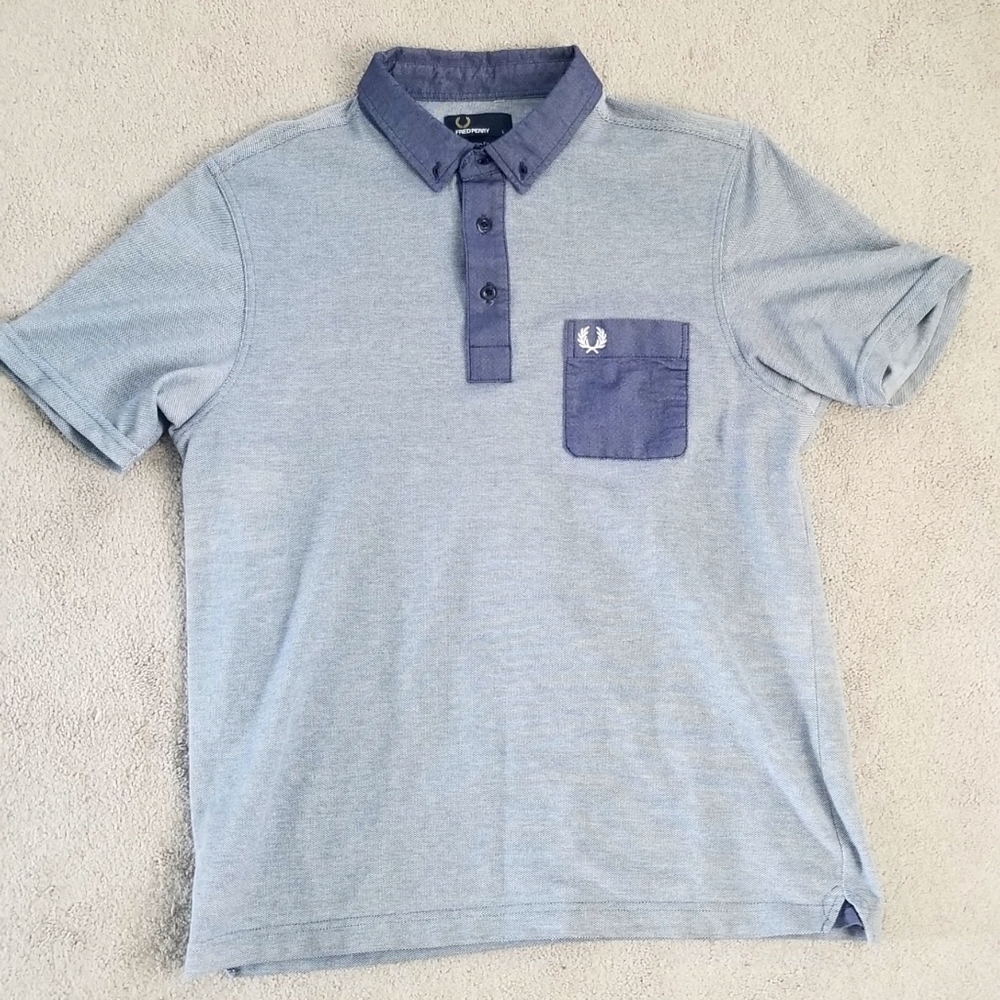 LARGE FRED PERRY POLO SHIRT